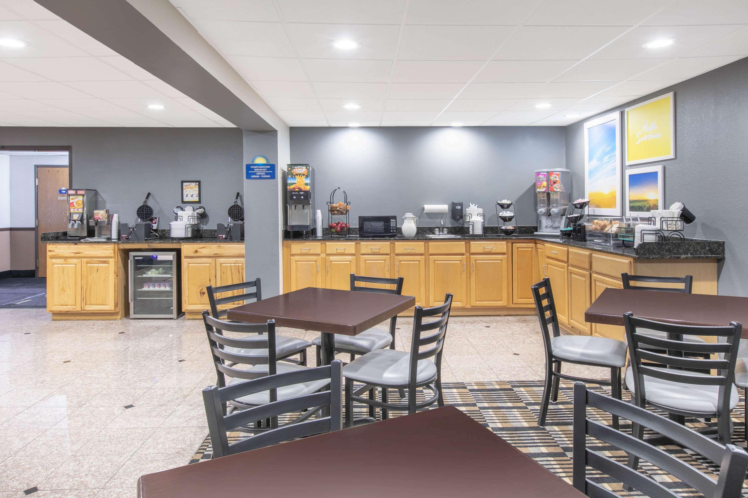 Days Inn By Wyndham Hornell Ny Buitenkant foto